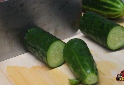 最简单吃瓜方法,夏日清凉