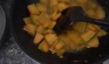 烧房子吃瓜视频,烧房子吃瓜视频背后的真相揭秘