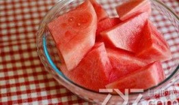 来月经可以吃田瓜吗,营养健康两不误”