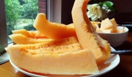 运动后吃哈密瓜,补充能量，恢复活力的完美选择