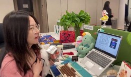 同事吃瓜图片,揭秘职场八卦风云