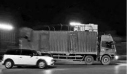 大货车晚上吃瓜,揭秘大货车司机夜间美食之旅