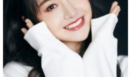 郑爽吃瓜的照片,揭秘明星私下生活点滴