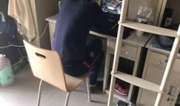 带你吃瓜 奇葩宿舍,揭秘大学生活中的欢乐与奇遇