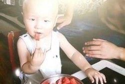 梦见吃瓜和爸爸,瓜果飘香，爸爸相伴的温馨瞬间