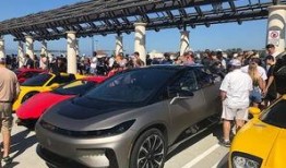 吃瓜群众汽车图片