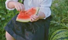 临沧吃瓜大妈,揭秘当地独特美食文化