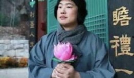 吃瓜直接咸鱼,揭秘现代人的“吃瓜咸鱼”现象