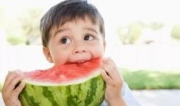 肠胀气可以吃瓜吗,吃瓜真的可行吗？揭秘瓜类食物的神奇功效