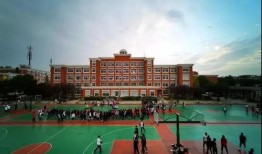 吃瓜百色学院,吃瓜群众眼中的校园风云录”