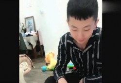 跟着老公吃瓜,跟随老公一起探索美食世界