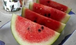 夏天拌糖吃的瓜,糖拌瓜的清凉诱惑